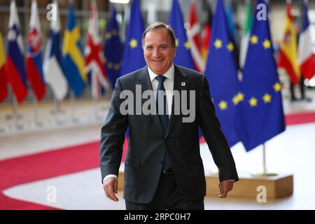 (190620) -- BRUXELLES, 20 giugno 2019 (Xinhua) -- il primo ministro svedese Stefan Lofven arriva al vertice estivo dell'UE a Bruxelles, in Belgio, 20 giugno 2019. (Xinhua/Zhang Cheng) VERTICE BELGA-BRUXELLES-UE-ESTATE PUBLICATIONxNOTxINxCHN Foto Stock