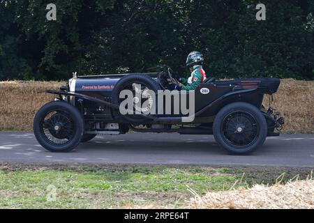 William Medcalf, Bentley 3 litri, le Mans 24 Hours Centenary, le Mans 100 Years, un tributo a una delle gare più iconiche al mondo, le Mans Foto Stock