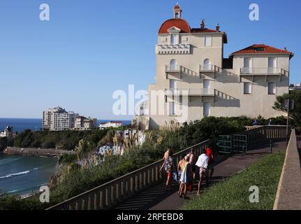 (190824) -- BIARRITZ, 24 agosto 2019 -- Vista sul mare è visibile a Biarritz, Francia sud-occidentale, 23 agosto 2019. Il vertice dei capi di Stato del G7 si terrà sabato dal 24 al 26 agosto a Biarritz. ) FRANCIA-BIARRITZ-G7-SUMMIT GaoxJing PUBLICATIONxNOTxINxCHN Foto Stock