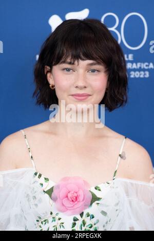 Venezia, Italia. 4 settembre 2023. Cailee Spaeny partecipa al Priscilla Photocall nell'ambito della 80 Mostra di Venezia, il 4 settembre 2023. Foto di Aurore Marechal/ABACAPRESS.COM credito: Abaca Press/Alamy Live News Foto Stock