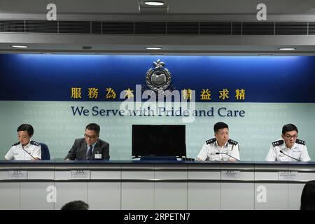 (190904) -- HONG KONG, 4 settembre 2019 -- foto scattata il 4 settembre 2019 mostra un briefing mediatico a Hong Kong nel sud della Cina. TO GO WITH 1.183 arrestati per violenza a Hong Kong da giugno: Polizia ) CINA-HONG KONG-POLIZIA-MEDIA BRIEFING-ARRESTI (CN) MaoxSiqian PUBLICATIONxNOTxINxCHN Foto Stock