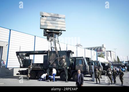 (190905) -- KIELCE (POLONIA), 5 settembre 2019 -- Un veicolo radar NUR-15 è esposto alla 27a esposizione internazionale dell'industria della difesa a Kielce, Polonia, il 5 settembre 2019. Dal 3 al 6 settembre si tiene la 27a esposizione internazionale dell'industria della difesa MSPO, una delle più grandi dell'Europa centrale e orientale con circa 600 espositori. (Foto di /Xinhua) POLONIA-KIELCE-INTERNATIONAL DEFENCE INDUSTRY EXHIBITION JaapxArriens PUBLICATIONxNOTxINxCHN Foto Stock