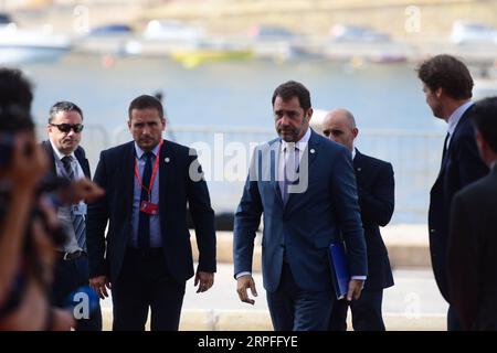 190923 -- BIRGU MALTA, 23 settembre 2019 -- il ministro degli interni francese Christophe Castaner C arriva per un incontro migratorio a Birgu, Malta, il 23 settembre 2019. Germania, Francia, Italia e Malta hanno concordato come gestire congiuntamente i migranti che arrivano nel Mediterraneo. Lunedì si è tenuto a Malta un incontro sulla migrazione tra i quattro membri dell'UE. Foto di /Xinhua MALTA-BIRGU-EU-MIGRATION MEETING JonathanxBorg PUBLICATIONxNOTxINxCHN Foto Stock