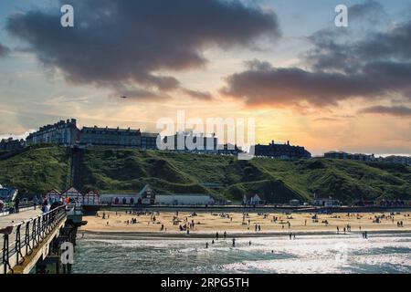 Foto panoramica della splendida vista sul mare e sulla spiaggia Foto Stock