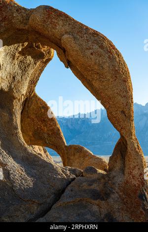 Il Double Arch nelle Alabama Hills Foto Stock