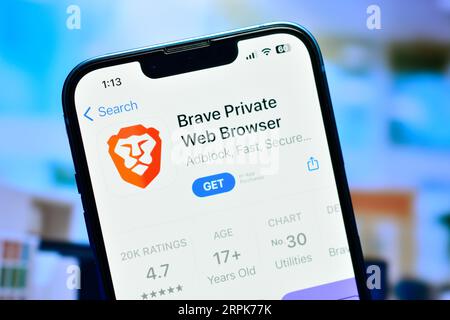 Delhi, India 4 settembre 2023:-Brave app sul telefono utilizzata per navigare in Internet senza essere condivisa dati Foto Stock