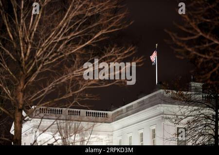 200108 -- WASHINGTON D.C., 8 gennaio 2020 -- foto scattata il 7 gennaio 2020 mostra la Casa Bianca a Washington D.C., negli Stati Uniti. L'Iran ha lanciato più di una dozzina di missili balistici contro le forze militari e di coalizione statunitensi in Iraq. Foto di /Xinhua U.S.-WASHINGTON D.C.-IRAN-MISSILE TingxShen PUBLICATIONxNOTxINxCHN Foto Stock