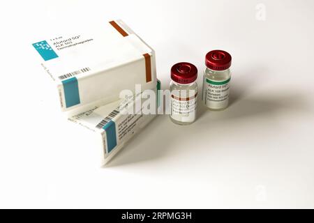 Alutard SQ allergia terapia immunitaria iniezione. 2 ampolle di farmaco allergico. Foto Stock