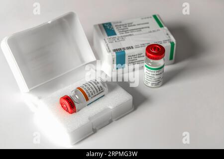 Alutard SQ allergia terapia immunitaria iniezione. 2 ampolle di farmaco allergico. Foto Stock