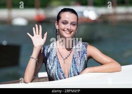 Venezia, Italia. 5 settembre 2023. Valentina Corvino arriva all'Excelsior Hotel durante la 80 Mostra del Cinema di Venezia il 5 settembre 2023. Foto di Aurore Marechal/ABACAPRESS.COM credito: Abaca Press/Alamy Live News Foto Stock