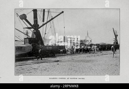 Caricamento del caffè a Santos, São Paulo, Docks dal libro Brazil and her people of To-day : un resoconto delle usanze, caratteristiche, divertimenti, storia e avanzamento dei brasiliani, e lo sviluppo e le risorse del loro paese da Winter, Nevin O. (Nevin otto), 1869-1936 Editore Boston : L.C. Page & Co. 1910 Foto Stock