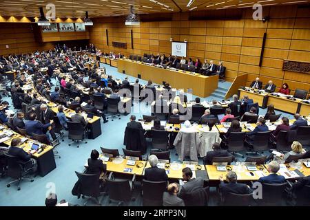 200310 -- VIENNA, 10 marzo 2020 -- foto scattata il 9 marzo 2020 mostra la riunione del Consiglio di amministrazione dell'Agenzia internazionale per l'energia atomica AIEA a Vienna, Austria. Il capo dell'AIEA dell'Agenzia internazionale per l'energia atomica ha invitato l'Iran a cooperare immediatamente e pienamente con l'Agenzia in una riunione del Consiglio di amministrazione tenutasi qui lunedì. Rafael Mariano grossi, direttore generale dell'AIEA, ha dichiarato alla riunione che l'Agenzia ha individuato una serie di questioni relative a possibili materie nucleari non dichiarate e attività connesse al nucleare in tre località che non sono state dichiarate da me Foto Stock