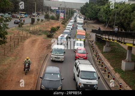 Nairobi, Kenya. 4 settembre 2023. Il traffico è bloccato a causa del vertice sul clima africano in corso a Nairobi. (Foto di James Wakibia/SOPA Images/Sipa USA) credito: SIPA USA/Alamy Live News Foto Stock