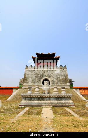 ZUNHUA 18 MAGGIO: Mausoleo di Zhaoxi, architettura paesaggistica, Tombe orientali della dinastia Qing il 18 maggio 2014, contea di Zunhua, provincia di Hebei, Cina. Foto Stock