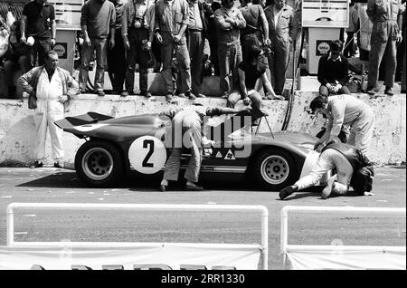 55° targa Florio 1971 - # 2 Alfa Romeo 33/3 Foto Stock