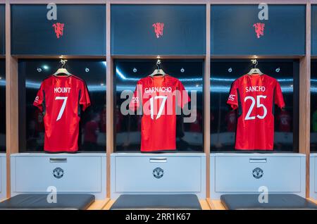 Il camerino del Manchester United presso lo stadio Old Trafford di Manchester, Regno Unito Foto Stock