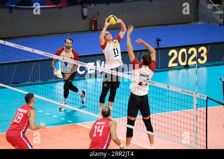 Ancona, Italia. 5 settembre 2023. (Da L a R) György Grozer, Lukas Immanuel Kampa e Tobias Krick della Germania in azione durante il CEV Eurovolley 2023 Men Final Round Day 7 a Palaprometeo. La nazionale serba batte la Germania con un punteggio di 1-3. (Foto di Davide di Lalla/SOPA Images/Sipa USA) credito: SIPA USA/Alamy Live News Foto Stock