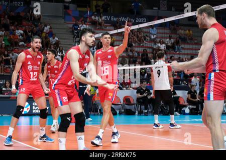 Ancona, Italia. 5 settembre 2023. La Serbia esula durante il CEV Eurovolley 2023 Men Final Round Day 7 a Palaprometeo. La nazionale serba batte la Germania con un punteggio di 1-3. (Foto di Davide di Lalla/SOPA Images/Sipa USA) credito: SIPA USA/Alamy Live News Foto Stock