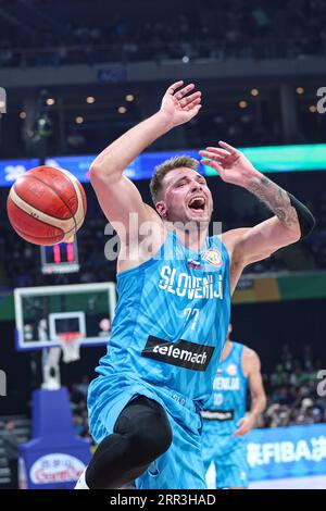 Manila, Filippine. 6 settembre 2023. La slovena Luka Doncic gareggia nei quarti di finale tra Canada e Slovenia alla Coppa del mondo FIBA 2023 a Manila, nelle Filippine, il 6 settembre 2023. Crediti: Wu Zhuang/Xinhua/Alamy Live News Foto Stock