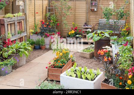 Piccolo spettacolo giardino al Sandringham Flower Show 2023. Foto Stock