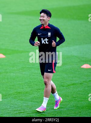 Heung-min, figlio della Corea del Sud, durante una sessione di allenamento al Cardiff City Stadium di Cardiff. Data foto: Mercoledì 6 settembre 2023. Foto Stock