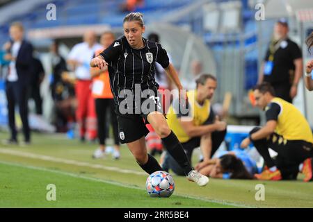 Nikoleta Kalesi (11 FC PAOK Salonicco) in azione durante la partita di qualificazione alla UEFA Womens Champions League PAOK vs Racing Union all'NV Arena St Polten (Tom Seiss/ SPP) credito: SPP Sport Press Photo. /Alamy Live News Foto Stock