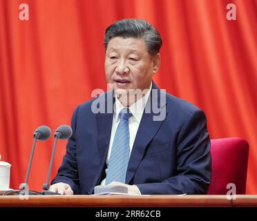 210122 -- PECHINO, 22 gennaio 2021 -- il segretario generale del Comitato centrale del PCC del Partito Comunista Cinese Xi Jinping, anche presidente cinese e presidente della Commissione militare centrale, si rivolge alla quinta sessione plenaria della 19a Commissione centrale del PCC per l'ispezione della disciplina CCDI a Pechino, capitale della Cina, 22 gennaio 2021. CHINA-BEIJING-XI JINPING-CCDI-SESSIONE PLENARIA CN SHENXHONG PUBLICATIONXNOTXINXCHN Foto Stock