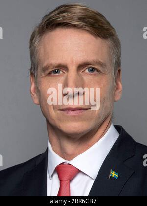 210205 -- STOCCOLMA, 5 febbraio 2021 -- la foto del file non datato mostra il vice primo ministro svedese e ministro per il clima e l'ambiente per Bolund. Il primo ministro svedese Stefan Lofven ha presentato quattro nuovi ministri del governo in una conferenza stampa venerdì. Per Bolund divenne vice primo ministro e ministro per il clima e l'ambiente Asa Lindhagen divenne ministro dei mercati finanziari e vice ministro delle Finanze per Olsson Fridh divenne ministro per la cooperazione internazionale allo sviluppo e Marta Stenevi divenne ministro per l'uguaglianza di genere e l'alloggio. Foto di /Handout tramite Xi Foto Stock