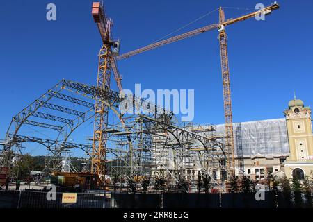 Ricostruzione di Prumyslovy palac (Palazzo industriale) a Vystaviste Praha, Praga 7 - Holesovice, Repubblica Ceca, 6 settembre 2023. (CTK Photo/Milos Foto Stock