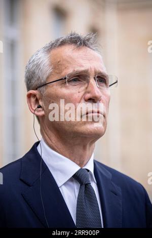 210521 -- PARIGI, 21 maggio 2021 -- il Segretario generale dell'Organizzazione del Trattato del Nord Atlantico la NATO Jens Stoltenberg partecipa a una conferenza stampa con il presidente francese Emmanuel Macron non nella foto al Palazzo Elysee di Parigi, in Francia, 21 maggio 2021. Foto di /Xinhua FRANCE-PARIS-MACRON-STOLTENBERG-MEETING AurelienxMorissard PUBLICATIONxNOTxINxCHN Foto Stock