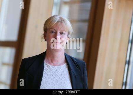 Edinburgh Scotland, UK 06 settembre 2023. Shona Robison al Parlamento scozzese. credit sst/alamy live news Foto Stock