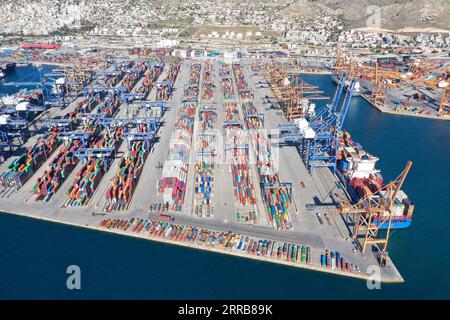 210907 -- ATENE, 7 settembre 2021 -- foto aerea scattata il 16 gennaio 2019 mostra il porto del Pireo in Grecia. DA AGGIUNGERE: Porto del Pireo della Grecia riempito di vitalità nell'ambito della cooperazione BRI Grecia porto del Pireo riempito di vitalità nell'ambito della cooperazione BRI WuxLu PUBLICATIONxNOTxINxCHN Foto Stock