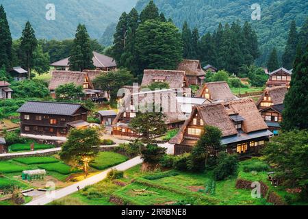 Ainokura, Toyama, Giappone nella remota regione di Gokayama al tramonto. Foto Stock