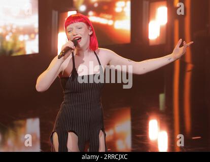 Amburgo, Germania. 7 settembre 2023. Purple disco Machine & Sophie and the Giants si esibiscono sul palco ai German radio Awards 2023. Credito: Christian Charisius/dpa/Alamy Live News Foto Stock