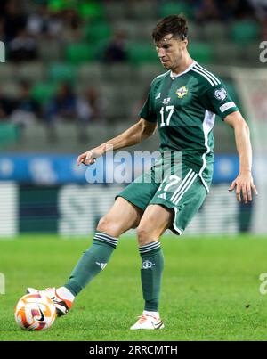 Paddy McNair dell'Irlanda del Nord durante la partita del gruppo H di qualificazione a Euro 2024 allo Stozice Stadium di Lubiana. Data foto: Giovedì 7 settembre 2023. Foto Stock