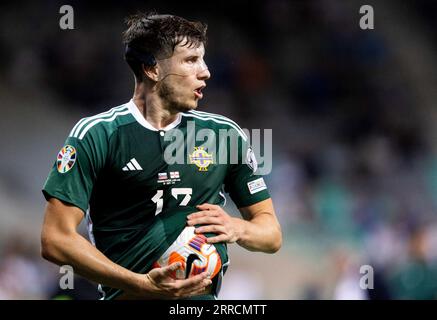 Paddy McNair dell'Irlanda del Nord durante la partita del gruppo H di qualificazione a Euro 2024 allo Stozice Stadium di Lubiana. Data foto: Giovedì 7 settembre 2023. Foto Stock
