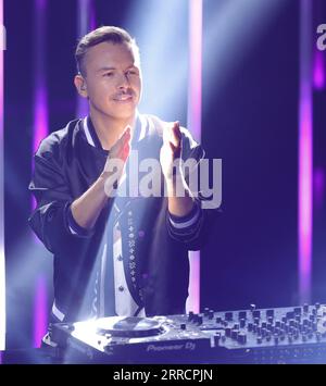 Amburgo, Germania. 7 settembre 2023. Purple disco Machine suona sul palco ai German radio Awards 2023. Credito: Christian Charisius/dpa/Alamy Live News Foto Stock