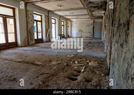 Georgia Tskaltubo ha abbandonato la lussuosa sala edificata di sanatorio sovietico Foto Stock