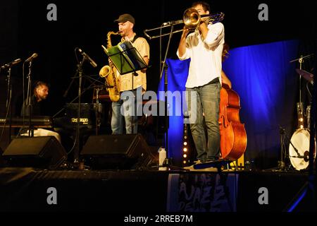 Concerto jazz di Miquel Àngel Rigo, Un Jazz De Mar. Porto Colom, Mallorca, spagna. Foto Stock