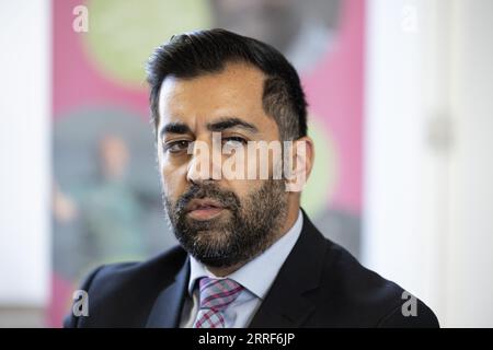 Foto del fascicolo datata 06/09/23 del primo ministro Humza Yousaf, dato che metà degli scozzesi pensa che il governo di Yousaf stia andando male quando si tratta di gestire l'economia - mentre la ricerca ha anche scoperto che il 55% afferma che il governo scozzese sta andando male quando si tratta di NHS. Data di emissione: Venerdì 8 settembre 2023. Foto Stock