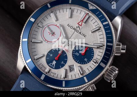 Orologio da polso Norqain Adventure Sport fabbricato in Svizzera Foto Stock