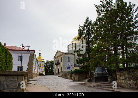 Hoshiv, Ucraina - 30 agosto 2023: Complesso monastico basiliano a Yasna Hora a Hoshiv, Ucraina Foto Stock