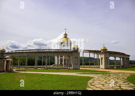 Hoshiv, Ucraina - 30 agosto 2023: Complesso monastico basiliano a Yasna Hora a Hoshiv, Ucraina Foto Stock