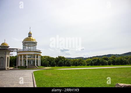 Hoshiv, Ucraina - 30 agosto 2023: Complesso monastico basiliano a Yasna Hora a Hoshiv, Ucraina Foto Stock