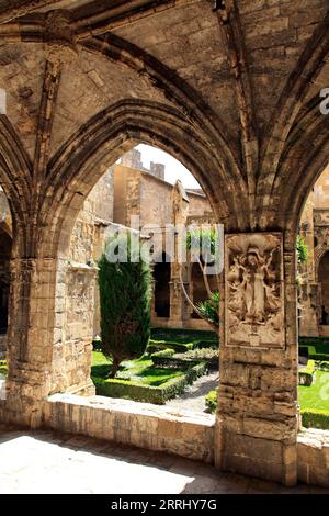 Palazzo degli Arcivescovi, St Just e Cattedrale di St-Pasteur. Piazza del Municipio. Narbonne, Occitanie, Francia Foto Stock