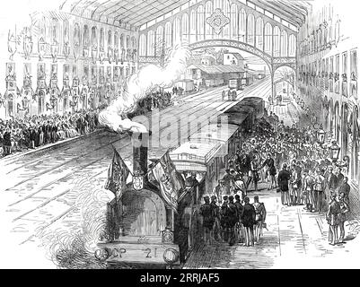 Arrivo del Principe di Galles a Lisbona, 1876. Il futuro re Edoardo VII visita il Portogallo. "Il principe di Galles lasciò Madrid... con uno speciale treno ferroviario attraverso Ciudad Real e Badajoz, viaggiando per tutta la notte; arrivò a Lisbona... alle tre del pomeriggio. Sua altezza reale fu ricevuta alla stazione da re Luigi, suo padre, re Ferdinando, due dei ministri, il console britannico, gli ammiragli Seymour e Phillimore, il comandante dello staff del Serapis e i dignitari della Corte portoghese. Il principe scese dalla carrozza con il presidente del Consiglio, che aveva partecipato Foto Stock