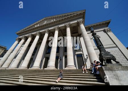 Germania, Baviera, Monaco, città vecchia, Max-Joseph-Platz, Bavarian State Opera, Teatro Nazionale Foto Stock