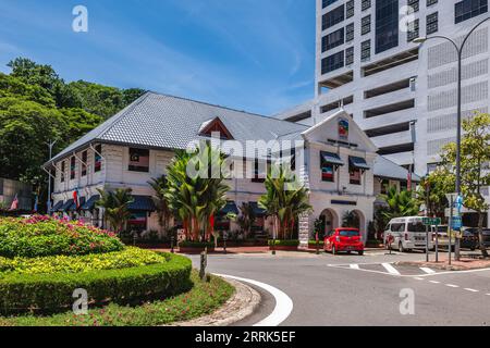 31 agosto 2023: L'edificio del quartier generale del Sabah Tourism Board, ex ufficio postale di Jesselton, situato a Kota Kinabalu, in Malesia, è stato costruito nel 191 Foto Stock