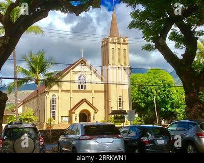 Una delle numerose chiese che l'incendio di Lahaina ha devastato. Una città così bella è ora in rovina. Foto Stock