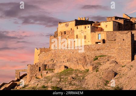 Storico villaggio di Tizourgane sulle montagne dell'Anti-Atlante, Marocco meridionale Foto Stock